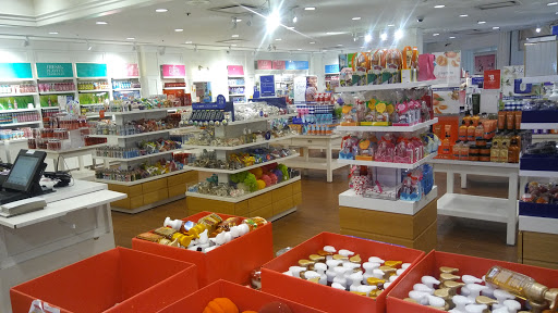 Hudson Mall - Visual