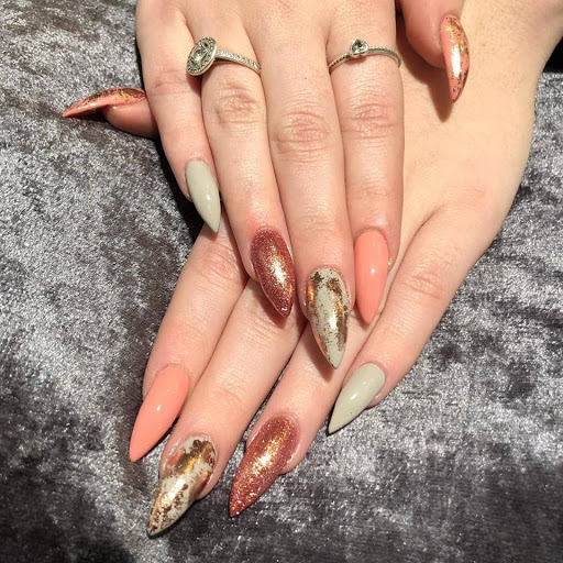 Luxurious Nails and Beauty