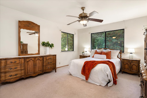 Stone Luxury Homes - Thumbnail