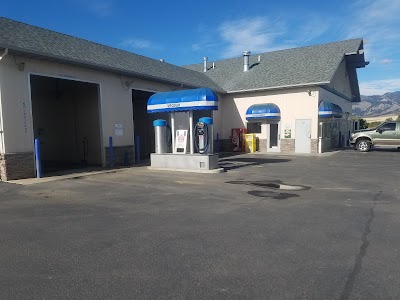 Bridger Bubbles Car & Dog Wash