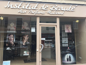 Photo n°1 de Lucie Aux Parfums Mulsant à Roanne (Esthéticien)