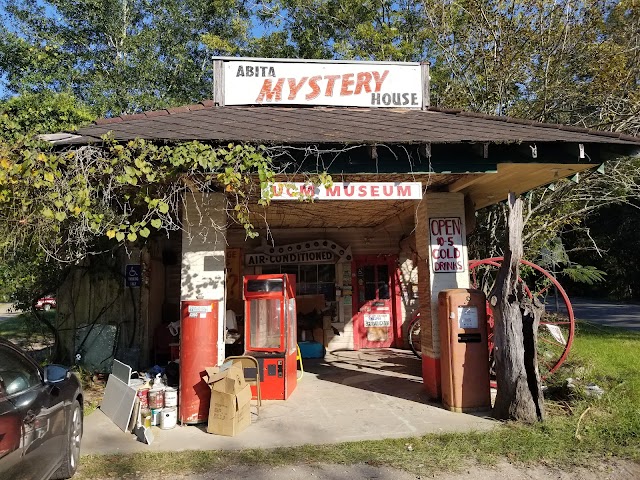 UCM Museum/Abita Mystery House