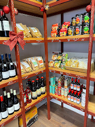 Photo n°9 de COSMOS | Traiteur du monde | Caviste | Plateau Charcuterie & Fromage | Épicerie | Pâtes Fraîches | Évènementiel à Thann (Caviste)