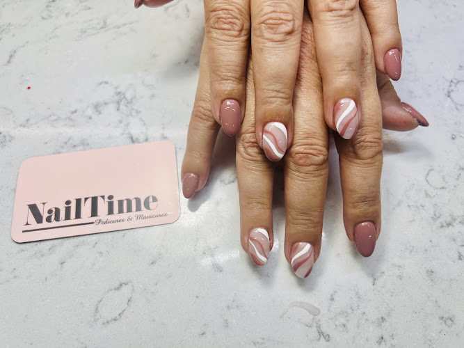 Nail Time Wichita Moved To 737 N Maize Rd interior view