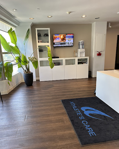 Athlete's Care Sports Medicine Centres - Leaside - Thumbnail