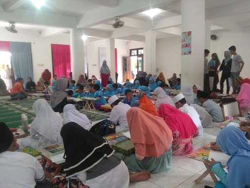 Masjid As-Salam, Author: Raswati Novitasari