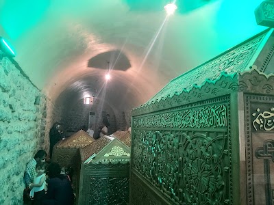 Ezzul Tomb of Sultan Şeyhmus