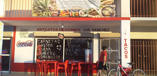 Antojitos Mexicanos "Los Sánchez" Cuatro Ciénegas Coah.
