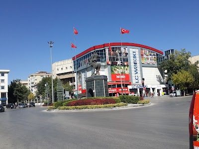 Hükümet Meydanı