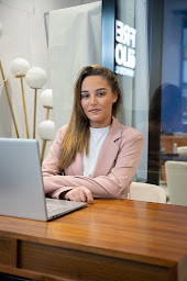 Photo n°12 de Agence immobilière FREDeLION – Neuilly sur Seine à Neuilly-sur-Seine (Consultant immobilier)