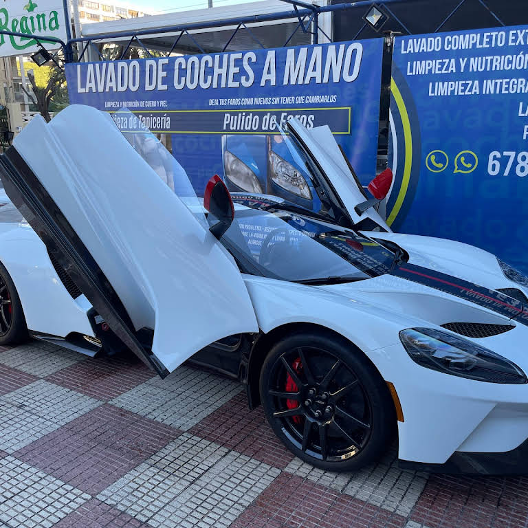 Lavado de coches a mano en Alicante -- Garaje Europa S.L.