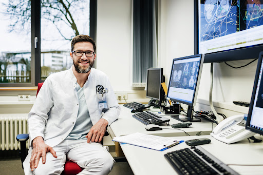 ERGO Versicherung Fernando Hartmann - Thumbnail
