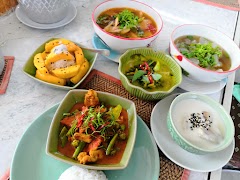We Cook Thai Home Garden Cooking School
