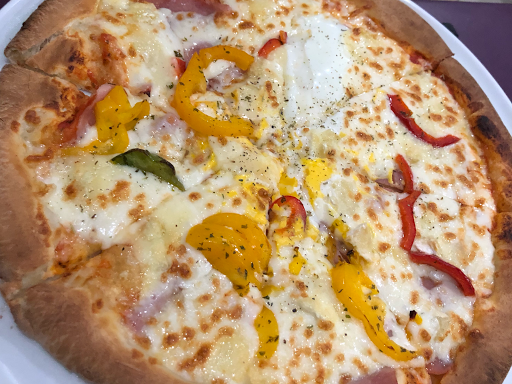 Photo 6 - Le Fun Snack