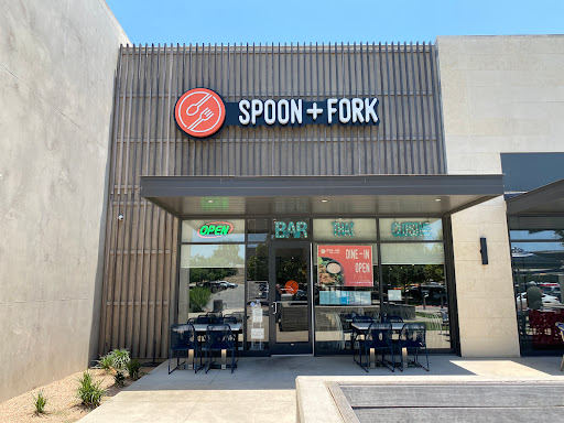 Spoon + Fork Kitchen - Visual