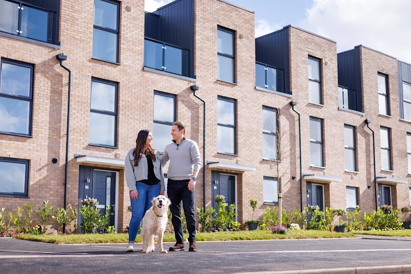 Bovis Homes - Harrington Gardens photo 3