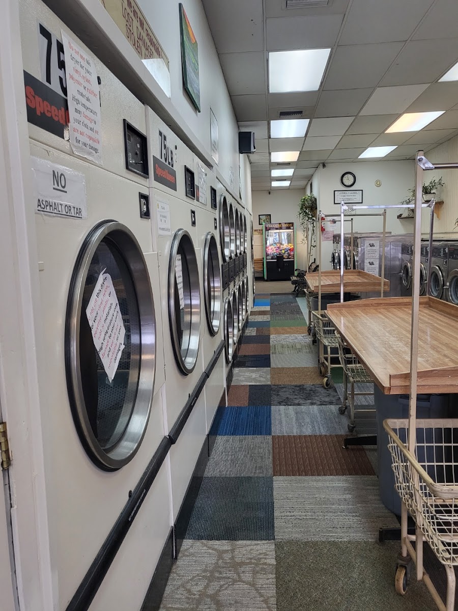 Coin-op Laundromat laundromat interior in Anchorage, AK