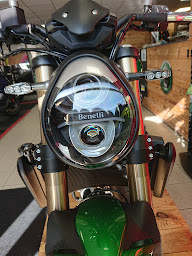 Photo n°33 de Bull'Motos à Aubagne (Magasin de motos)