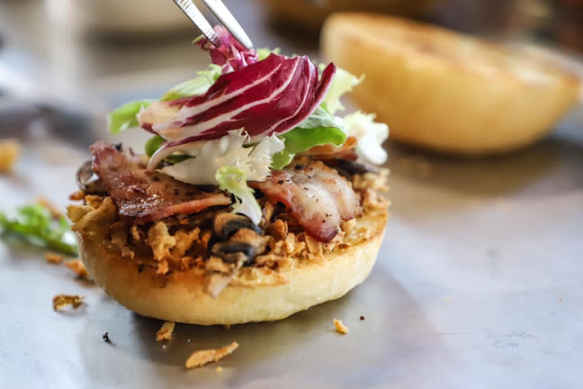 Nomade Burger Resto & Traiteur Food Truck Caen - Traiteur