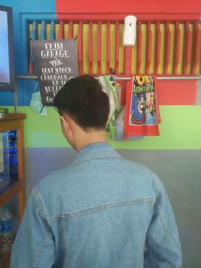 Photos of POTONG RAMBUT GUMBILIKIN