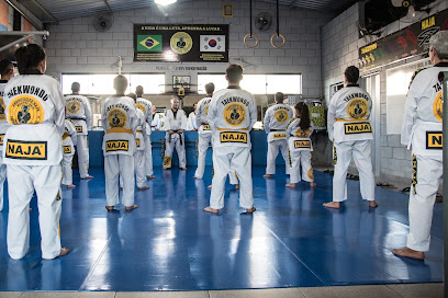 Academia Naja Ana Rosa