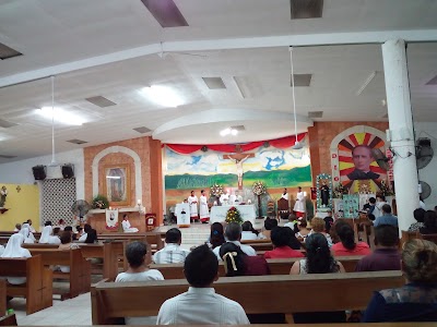 Photos of Parroquia de San Jos&eacute; Mar&iacute;a de Yermo y Parres