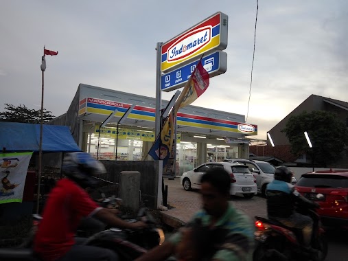 Indomaret Nawawi Cirimekar, Author: Denny Herawan