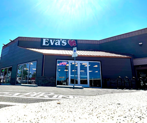 Eva's Boutique - Visual