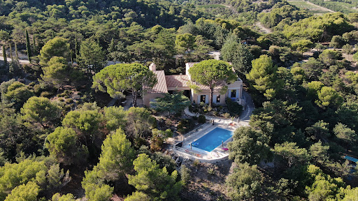 Photo de La Bastide aux Bois - Gîte avec piscine Drôme à Vinsobres (26110)