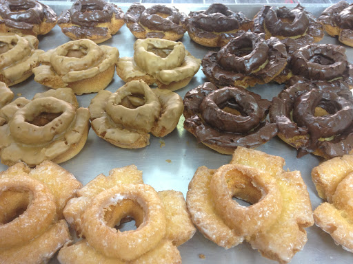 Bestz donuts of Forsythe - Thumbnail