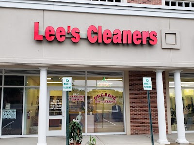 Lee's Cleaners, Virginia, United States