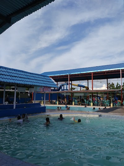 Photos of Water Park Tirta Istianah Indah