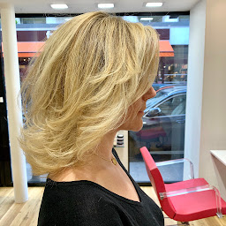 Photo n°18 de Camille Albane - Coiffeur Paris La Tour La Pompe à Paris (Institut de beauté)