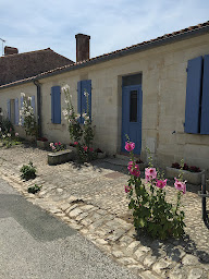 Photo n°10 de St Denis Croisières (Saint-Denis-d'Oléron) à Saint-Denis-d'Oléron (Agence de croisières)