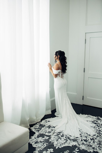 Ali Lomazzo Beauty Gallery - United States