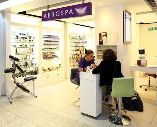 AeroSpa-London City Airport-Massage-Manicure