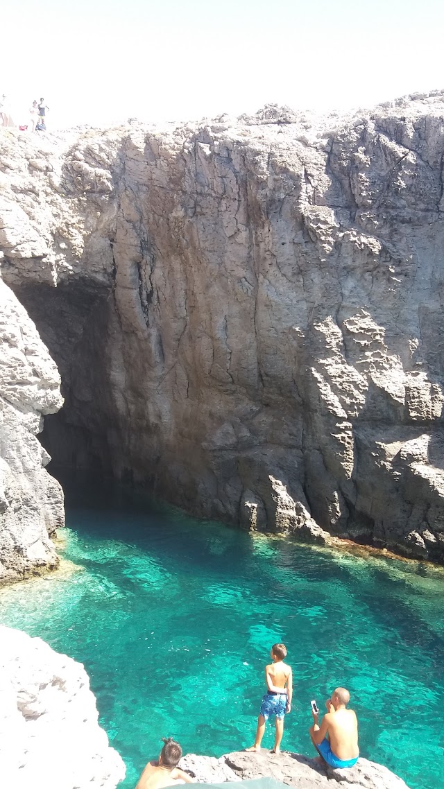 Cala Grotta