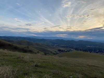 Paraiso Trail Head