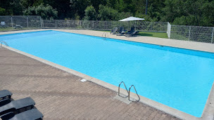 Photo n°5 de Camping municipal La Colombe à Aurel (Piscine municipale)