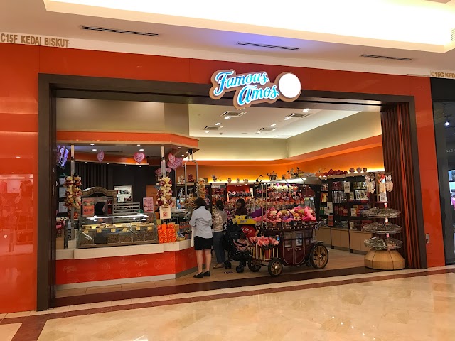 Valentino KLCC