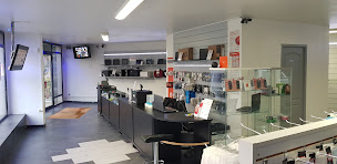 Photo n°21 de BMB Informatique à Oyonnax (Service de réparation de téléphones)