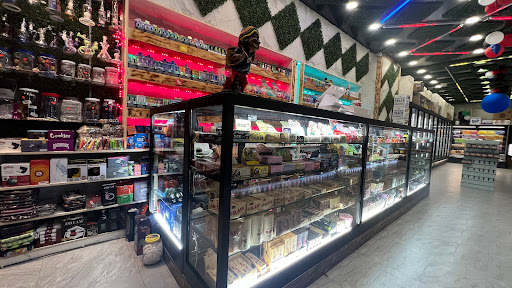 Riverdale convenience and smoke shop - Thumbnail