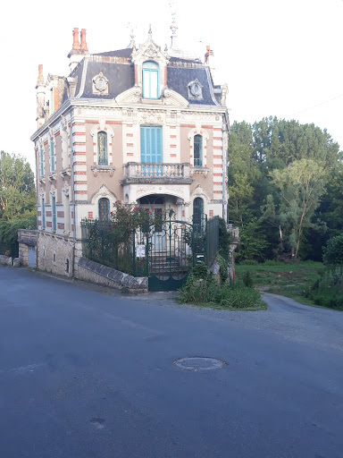 Photo de Logis Hôtel & Restaurant Relais de la Mothe à Yzeures-sur-Creuse (37290)