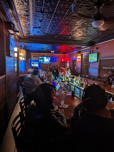 DARNELL'S CAS BAR - Visual