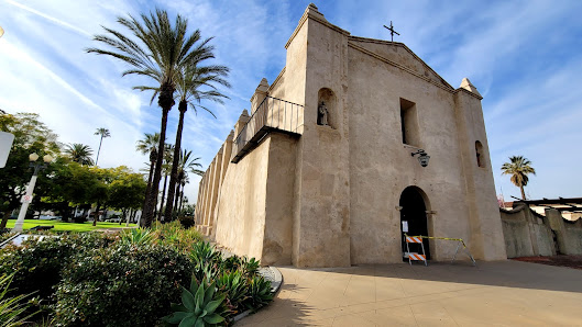 Mission San Gabriel Arcángel 429 S Junipero Serra Dr, San Gabriel, CA 91776