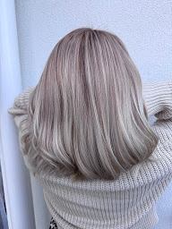 Photo n°12 de Arthur Janssens Coiffure à domicile. à La Balme-de-Sillingy (Salon de coiffure)