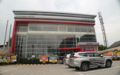 car-dealer