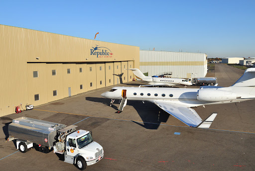 Republic Jet Center - West - Thumbnail