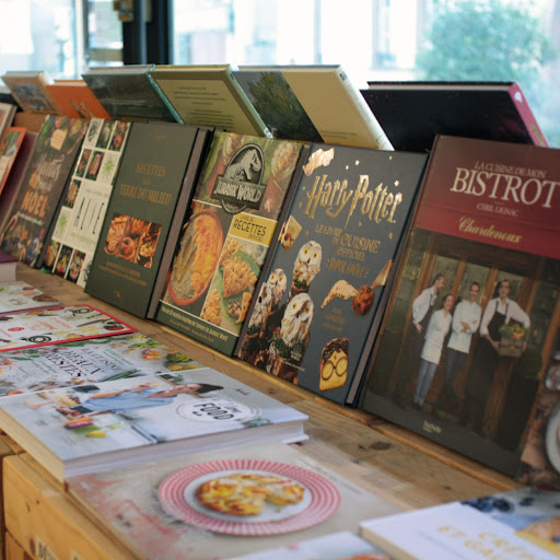 Librairie Les Darons - Thumbnail