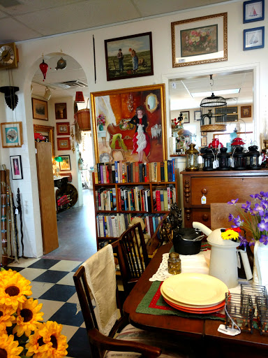 Silver Key Thrift Store: Tri-Lakes - Thumbnail